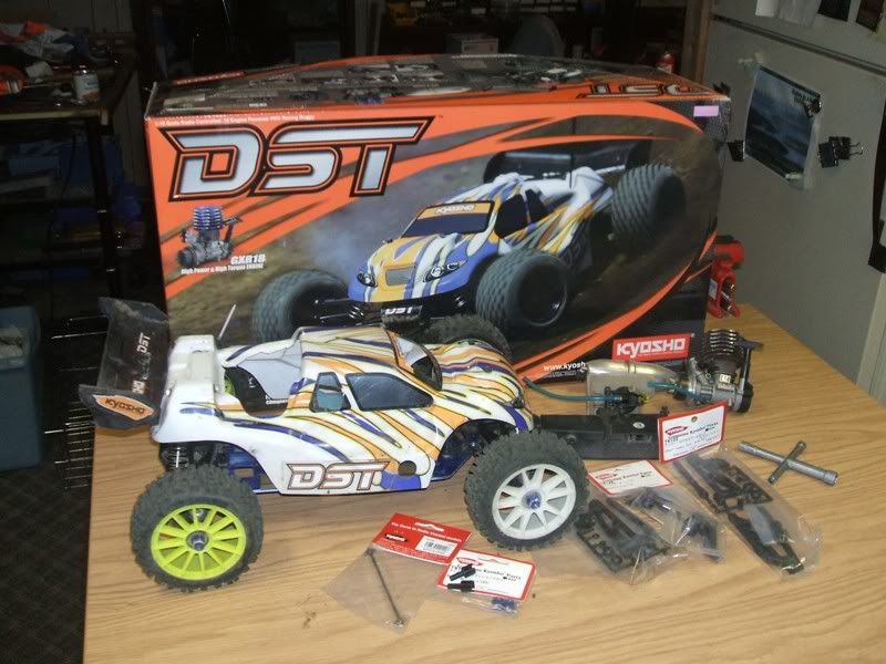 kyosho truggy brushless